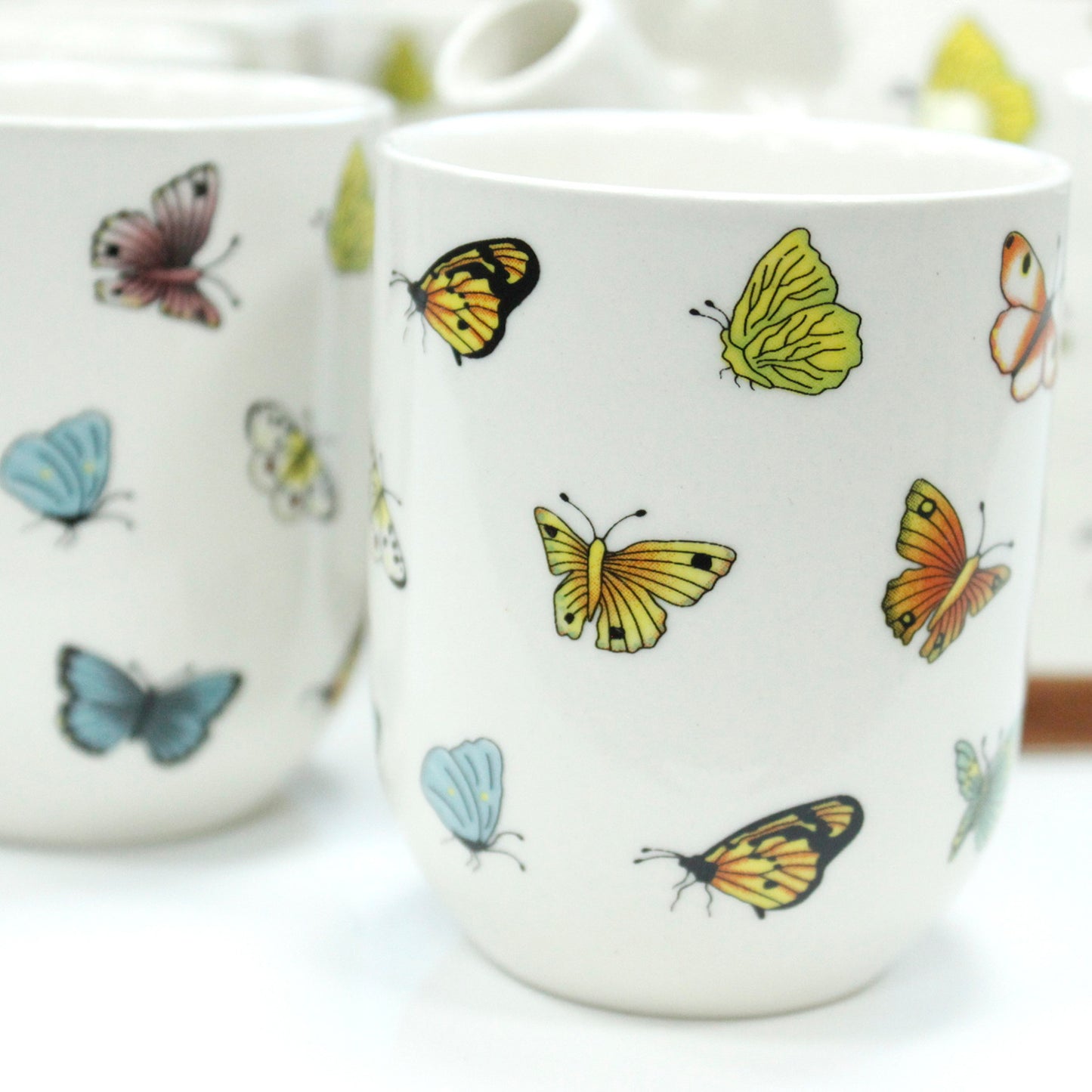 Butterfly Teapot Gift Set – 1 Teapot + 6 Matching Cups